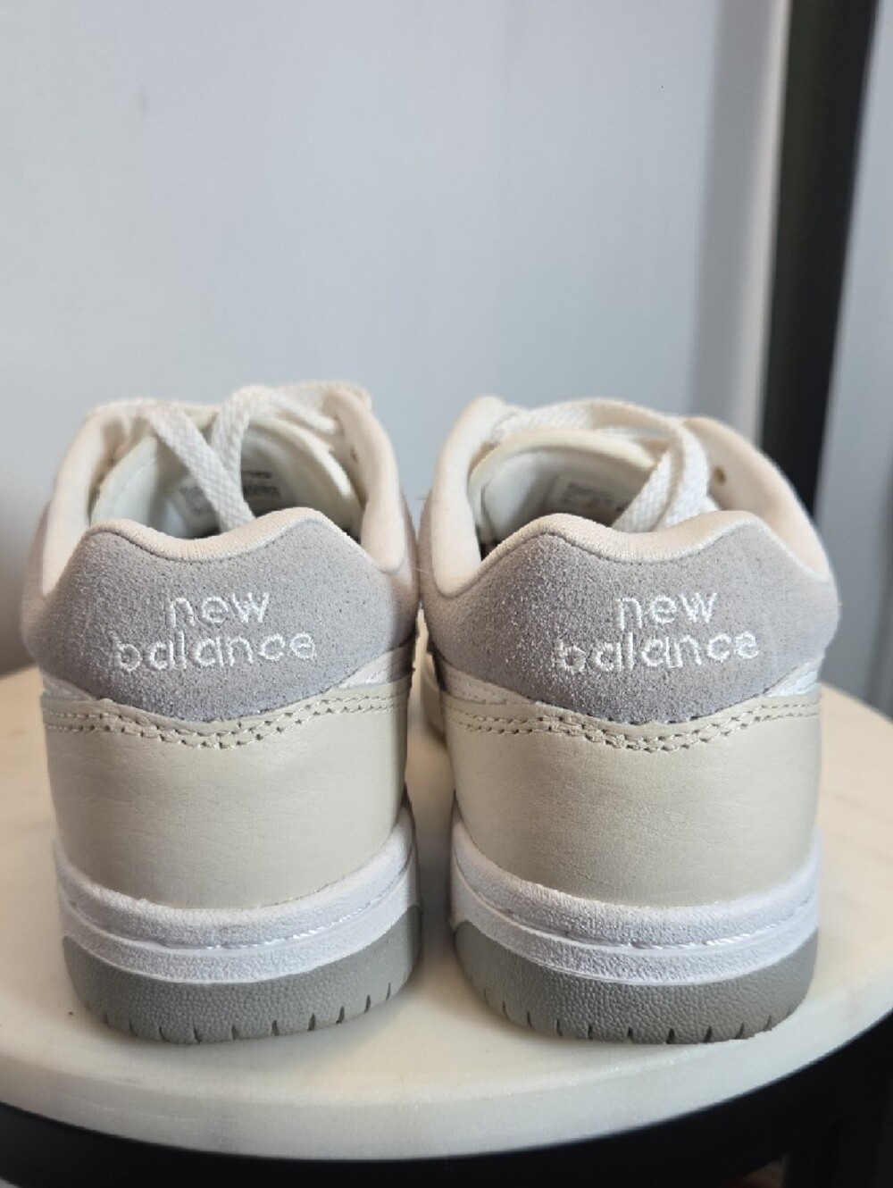 New Balance 480 Suede & Leather Low-Top Sneakers In Rain Cloud / Linen Size 7W - Picture 4 of 8